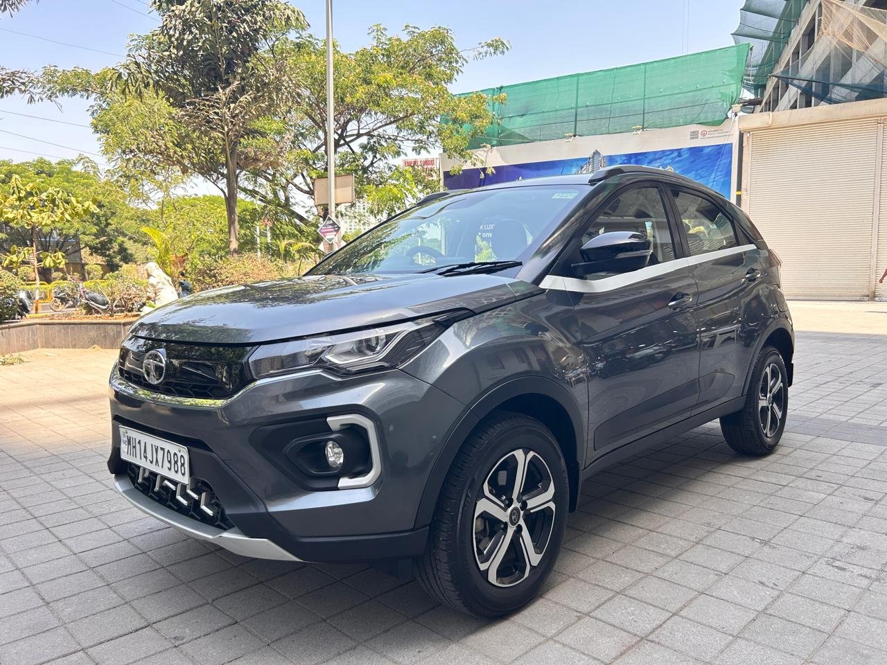 Nexon XZ+Sunroof